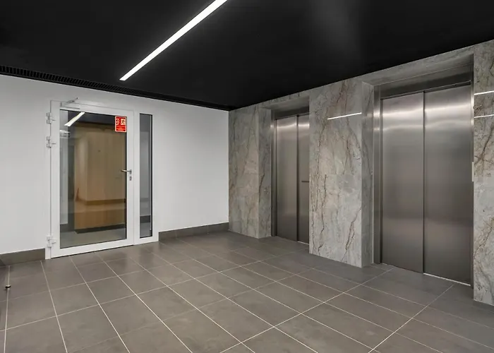 Kasprzaka 29a Business N2 - Parking, Balcony, Targi Expo - By Rentujemy شقة